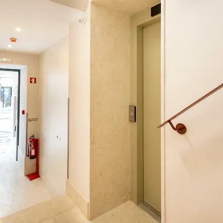 Joivy Wonderful 2br Flat In The Centre Lisbon