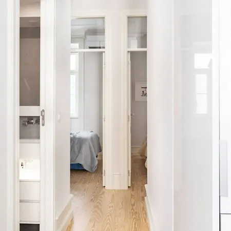 Joivy Wonderful 2br Flat In The Centre * Lisbon