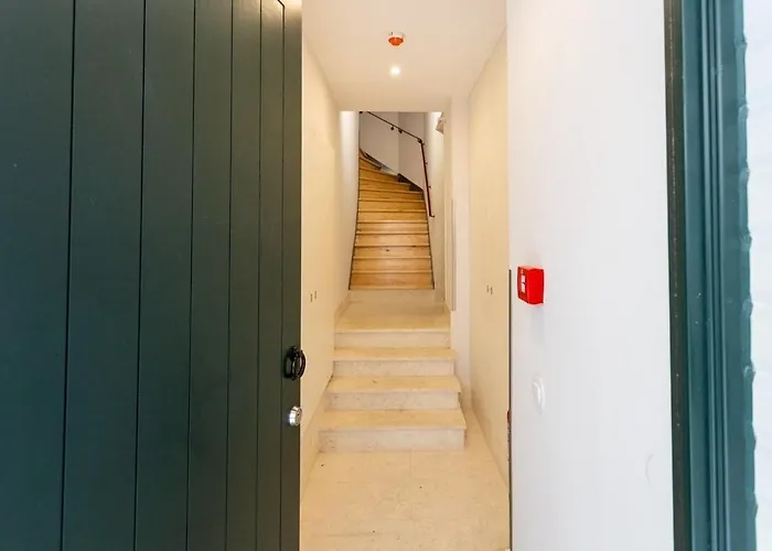 아파트 Guestready - Wonderful 2br Flat In The Centre 리스본